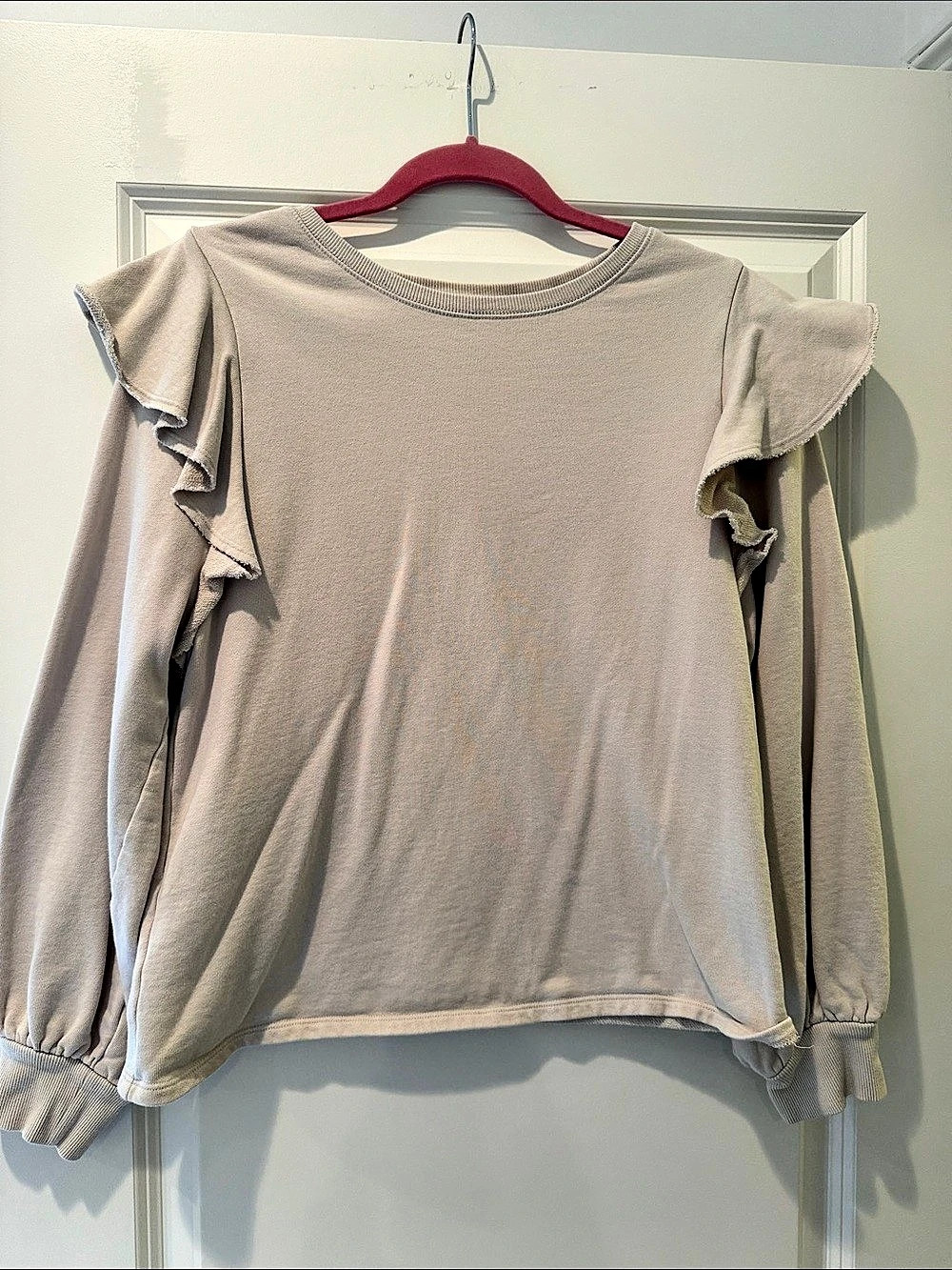 Universal Thread Ruffle Shoulder Sweatshirt Beige Medium